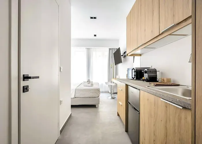 Monastiraki Suites 1